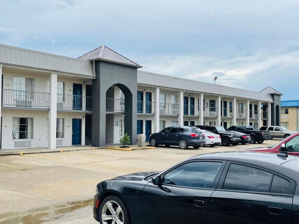 Super 8 By Wyndham New Iberia Motel Ngoại thất bức ảnh