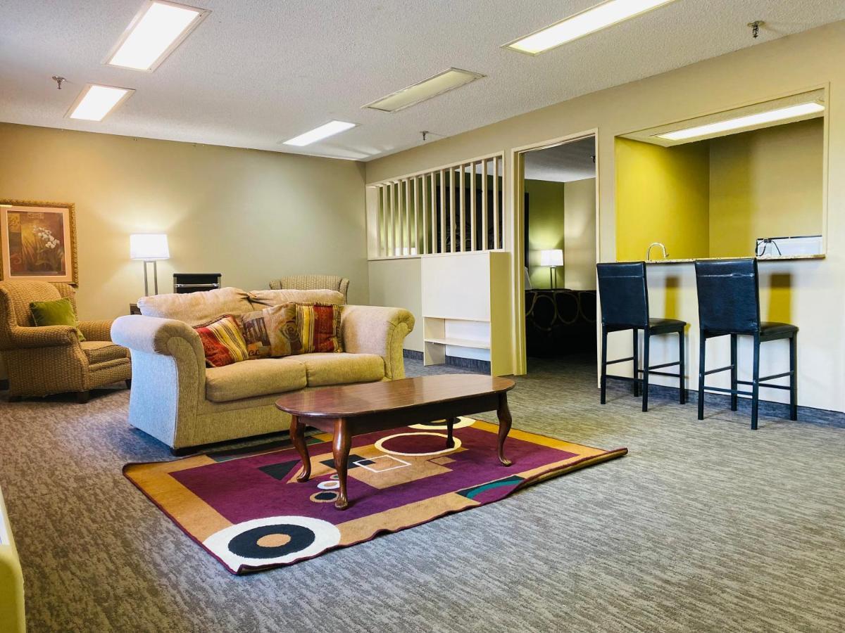 Super 8 By Wyndham New Iberia Motel Ngoại thất bức ảnh