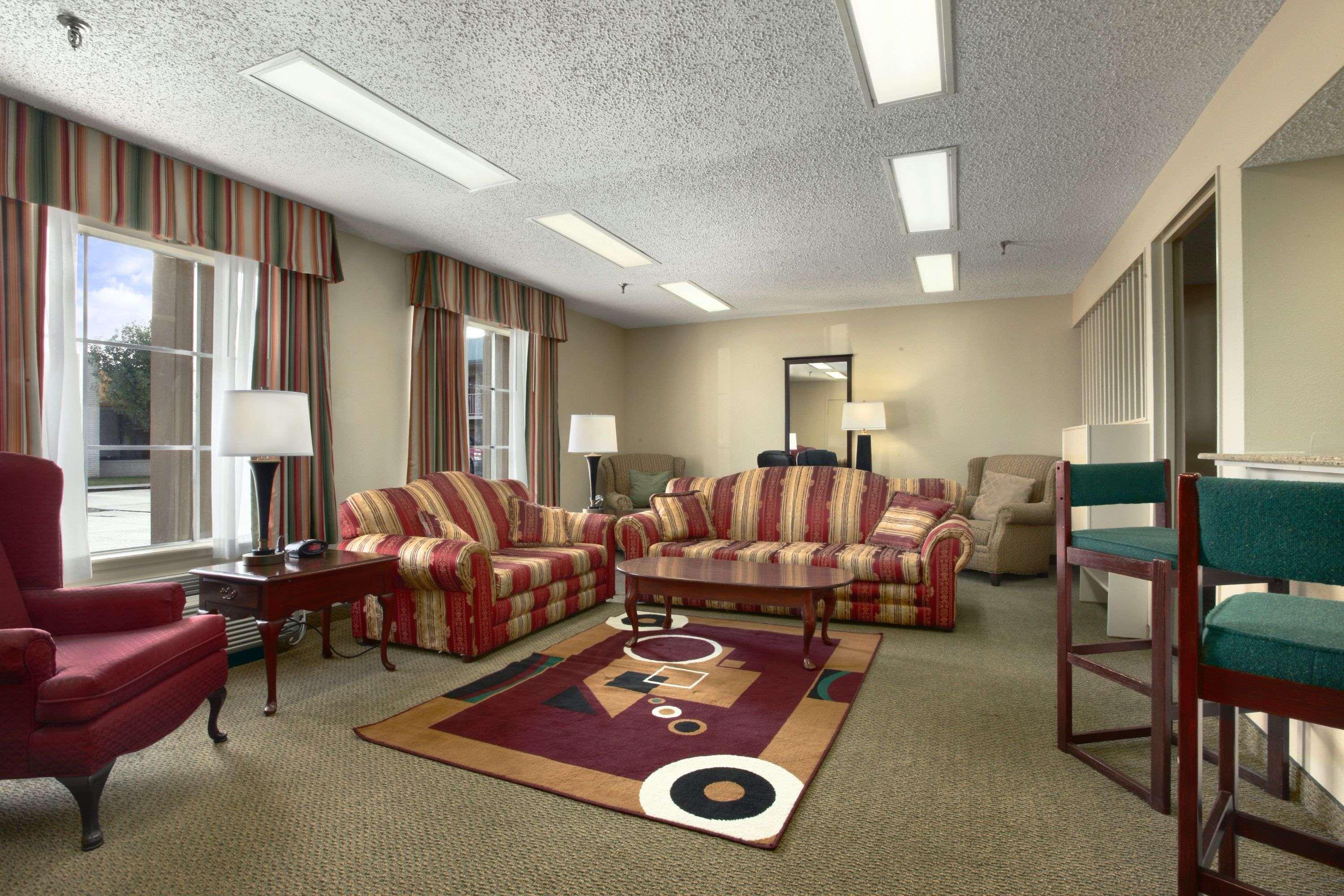 Super 8 By Wyndham New Iberia Motel Ngoại thất bức ảnh